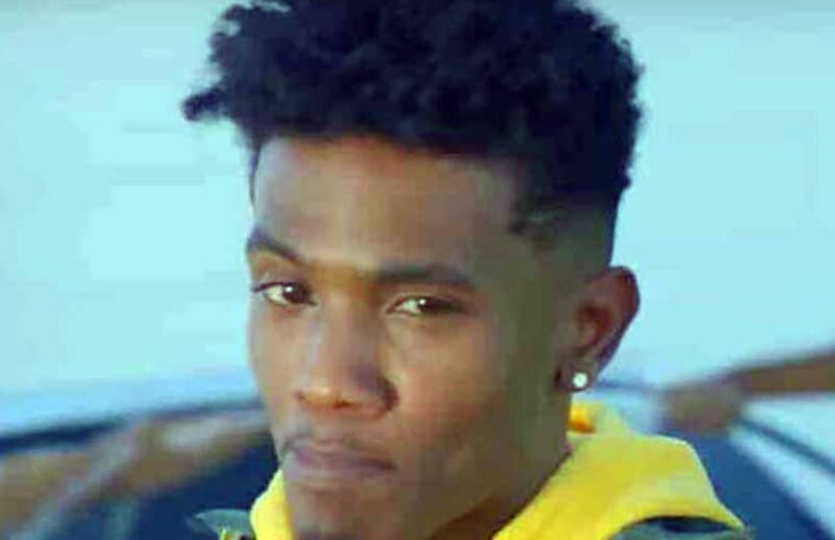 Morre aos 28 anos de idade o cantor B.Smyth