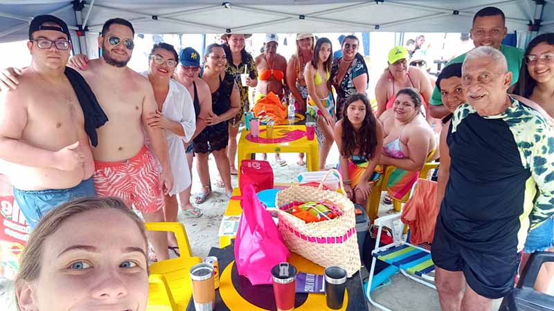 Turma do Ranca Cardo do Cardinho em Ubatuba