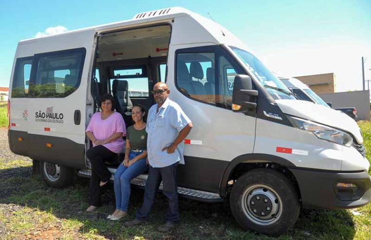 Nova Granada recebe uma van muito bem equipada