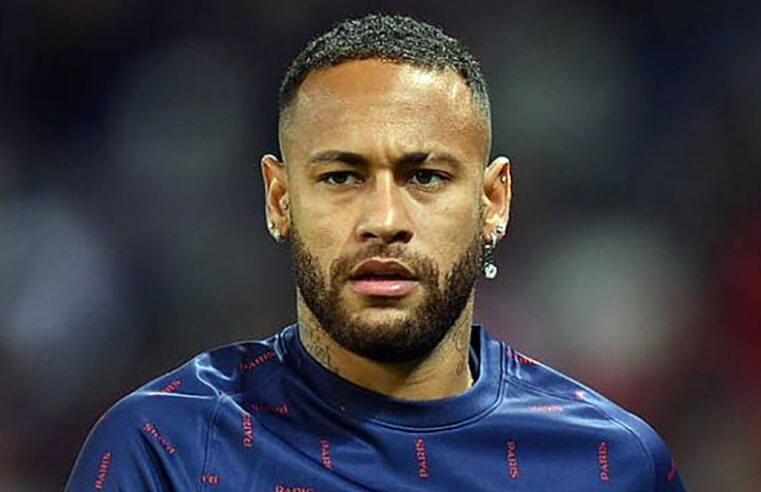 PSG surpreende a todos e decide vender Neymar; três clubes na disputa