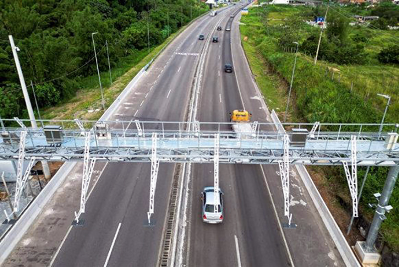 Governo paulista promete instalar pedágio ‘free flow’ em todo o Estado