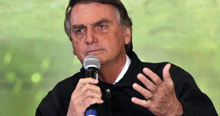 Bolsonaro pede ao TSE que tire sigilo em ação que pode torná-lo inelegível