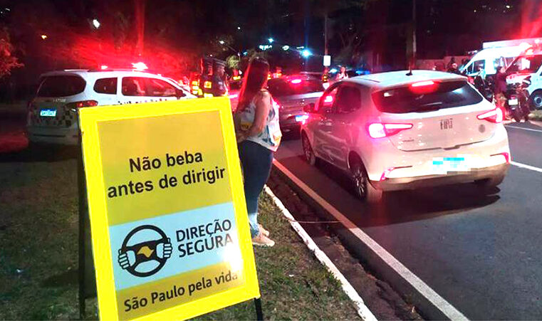 Policial civil denuncia policial por abuso de autoridade durante blitz de trânsito