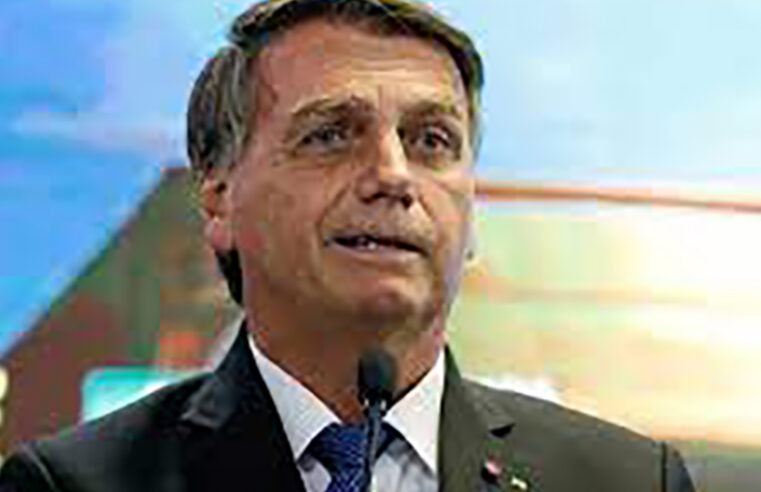 “Eu tenho a bala de prata, mas não vou revelar”, diz Bolsonaro