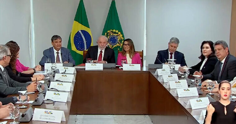 Lula sanciona programa para comprar alimentos de pequenos produtores