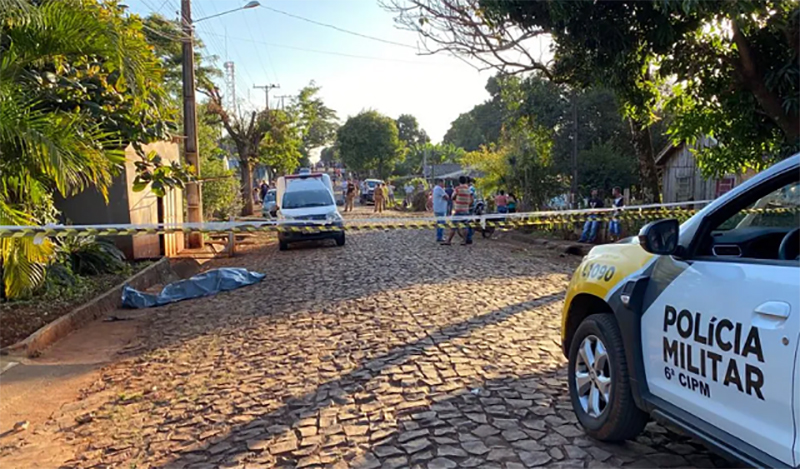 Triplo homicídio: Homem mata casal e motorista de ambulância que prestava socorro