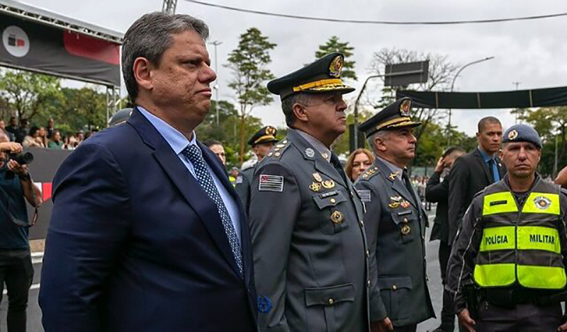 Tarcísio diz que tem gratidão por Bolsonaro: “Se estou aqui, devo a ele”