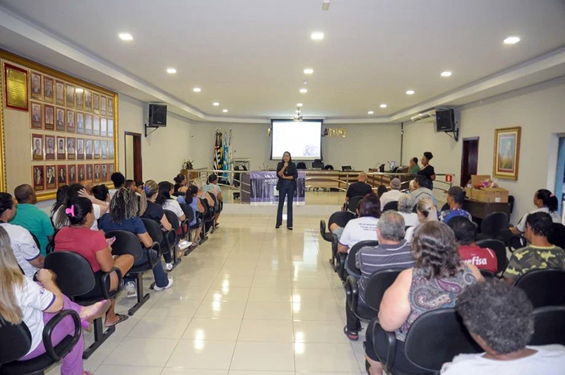 Cras e Creas promovem palestra de ‘Agosto Lilás’ em Nova Granada