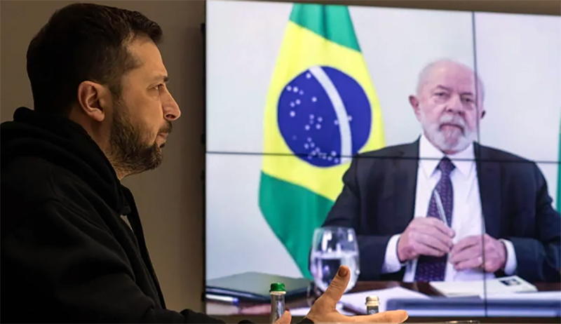 Zelensky critica Lula por concordar com Putin e diz que declarações do petista prejudicam a busca pela paz