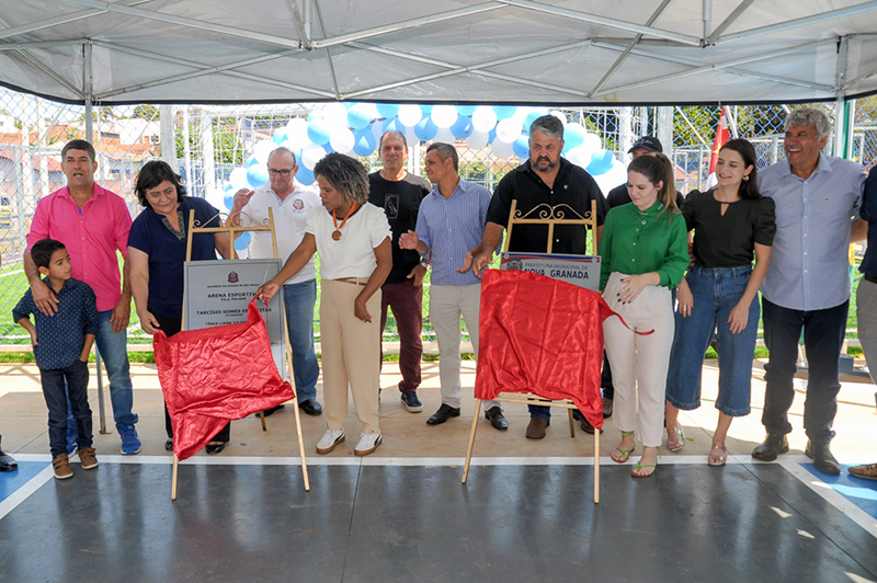 Prefeitura inaugura Areninha de Esportes da Vila Pavani