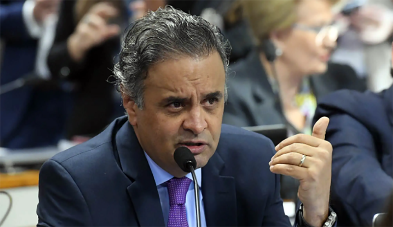 Aécio defende que o PSDB faça oposição mais dura ao governo Lula e diz que Doria fez o ‘tsunami’ do partido