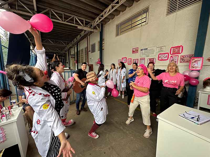 Pacientes do ICA e do Ambulatório de Especialidades do HB ganham dia da beleza durante campanha Outubro Rosa