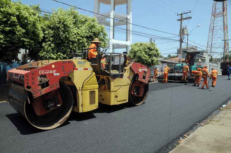 Ruas de Nova Granada recebendo recape