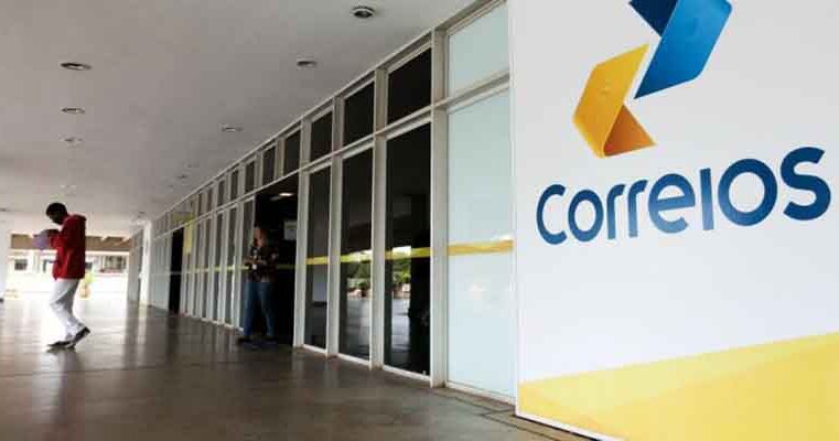 Na véspera da Black Friday, trabalhadores dos Correios anunciam greve por tempo indeterminado