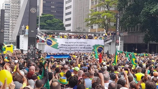 Manifesto na Avenida Paulista pela morte de preso na Papuda, tem ‘fora Moraes’ e gritos contra Lula