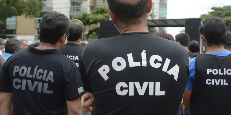 Governo veta aposentadoria integral, licenças, indenizações e ajuda de custo para policias civis