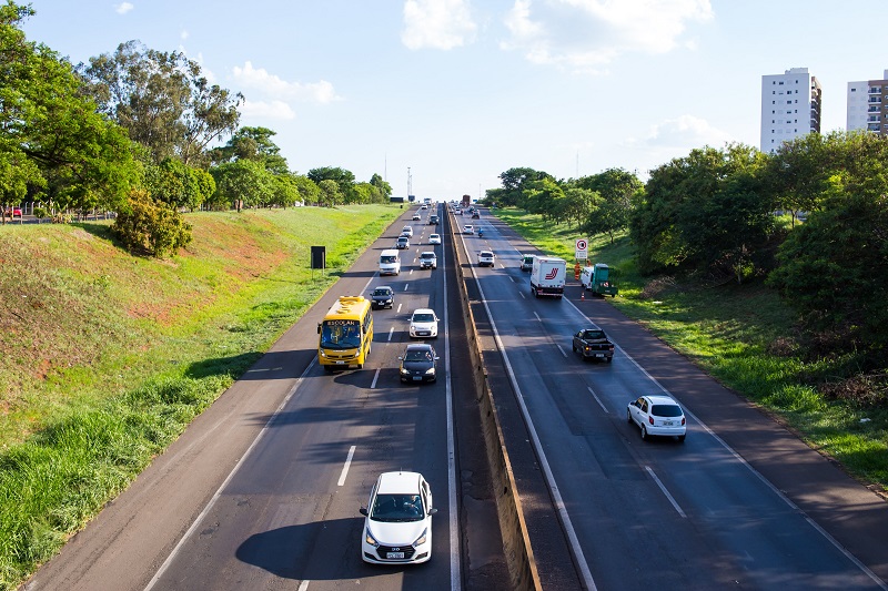 Festas de final de ano vão movimentar a BR-153/SP