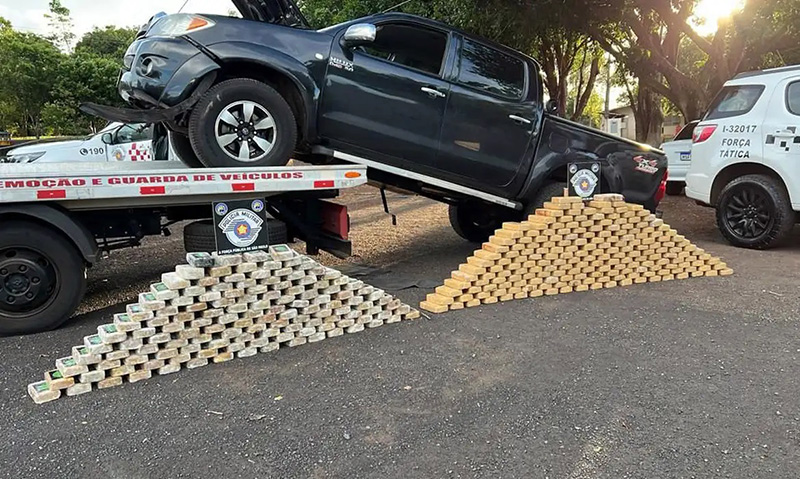 Policial rodoviário federal é preso por transporte de cocaína