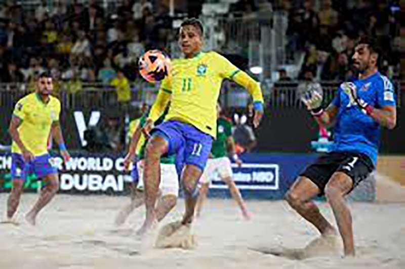 Brasil vence o México no último segundo e avança na Copa do Mundo de Futebol de Areia