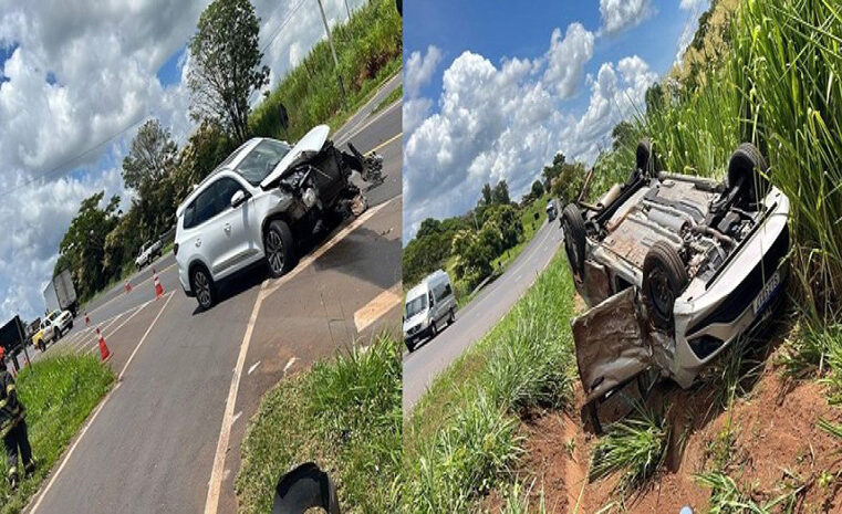 Fiat Cronos bate em Tigo 8 e capota em seguida