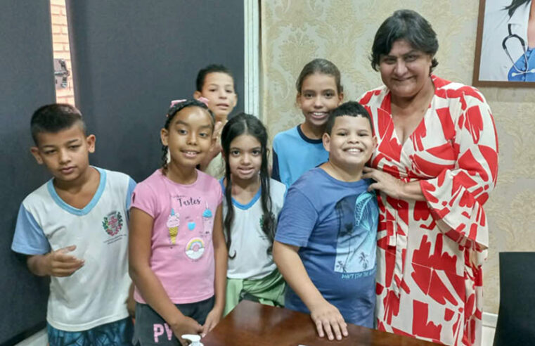 Foi só alegria a homenagem do Projeto Espaço Amigo para as Mulheres da Prefeitura