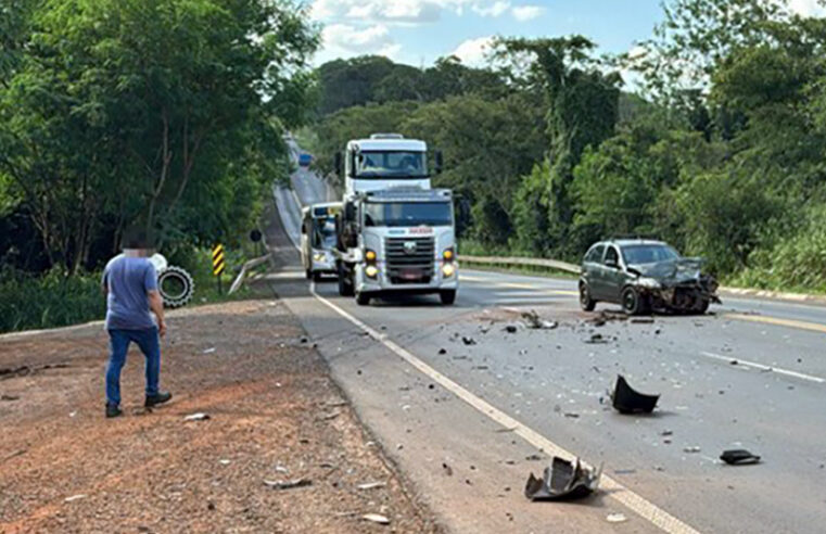 Dois acidentes marcaram a sexta-feira na Rodovia Armando de Salles Oliveira