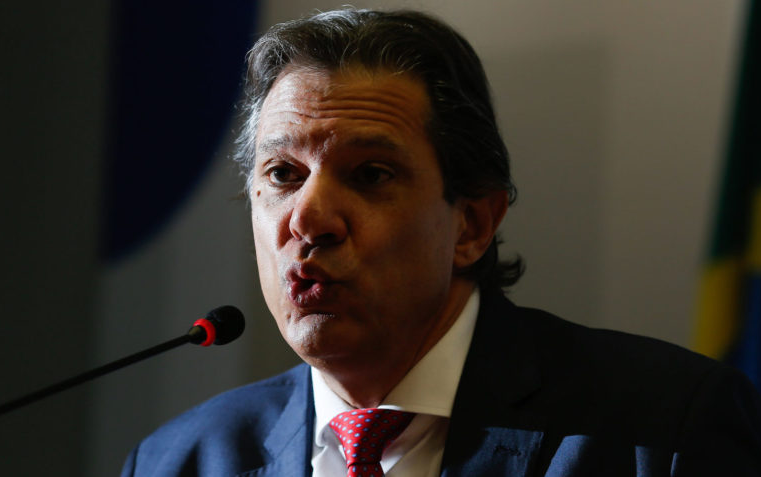 Haddad descarta aumento para servidores públicos em 2024