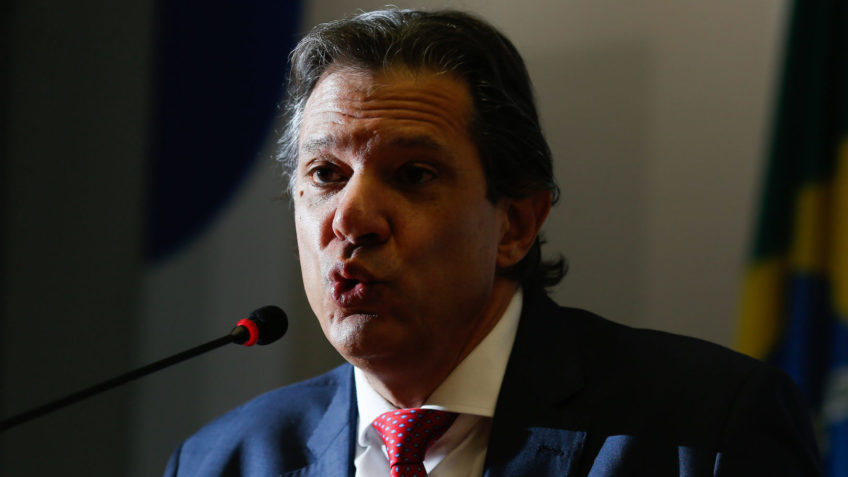 Haddad descarta aumento para servidores públicos em 2024