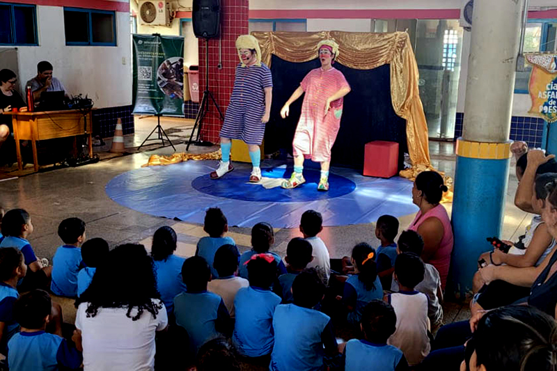 Teatro para os ‘baixinhos’ de Nova Granada