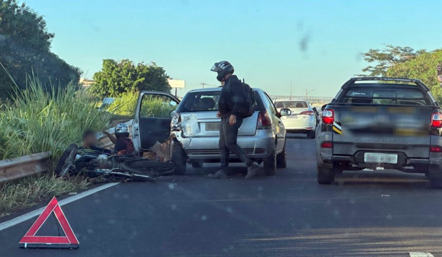 Acidente na BR 153 causa congestionamento em Rio Preto