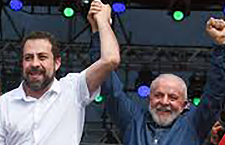 Lula e Boulos são multados por pedido de voto fora da época