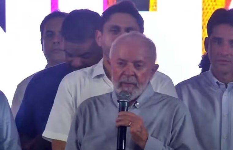 Lula lamenta greve nas federais e desafia reitores: ‘Este dedo, não foram eles que morderam’, durante evento no Maranhão