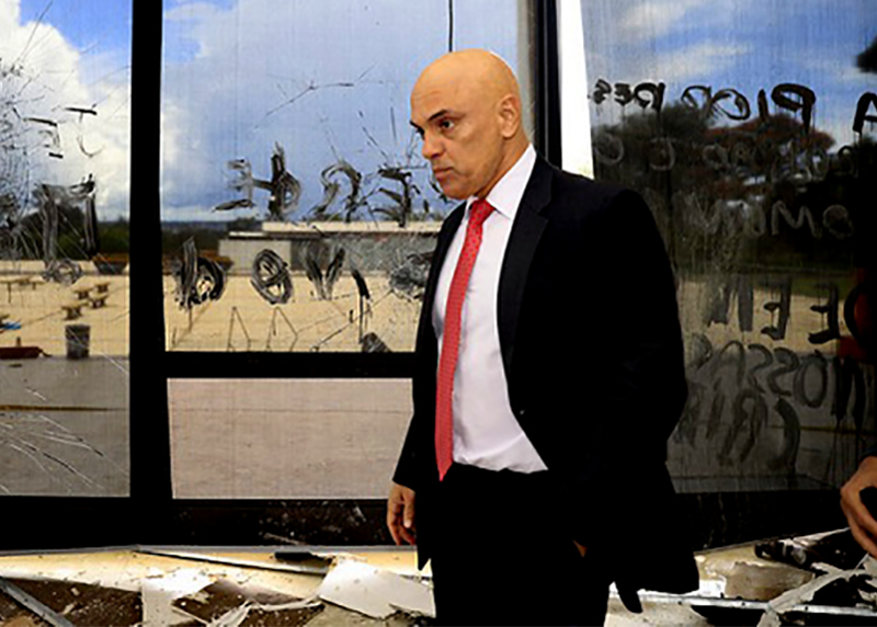 Alexandre de Moraes mantém prisão de suspeitos de ameaçar sua família