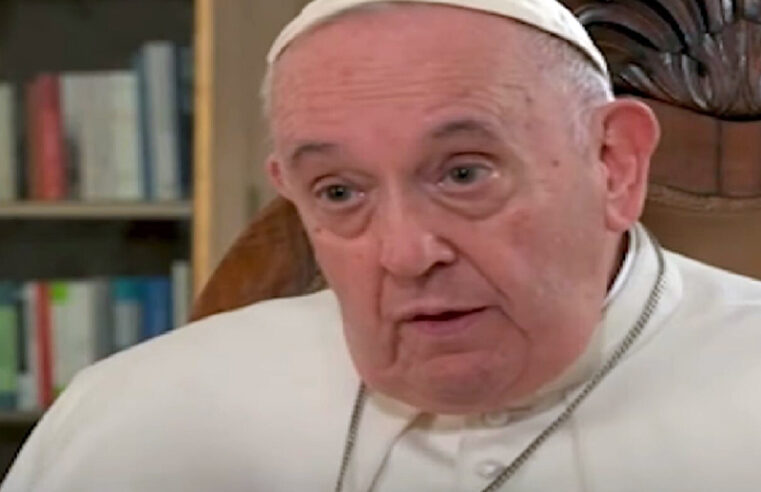 Estudante filipino adverte Papa Francisco: ‘Pare de usar termo ofensivo contra gays’