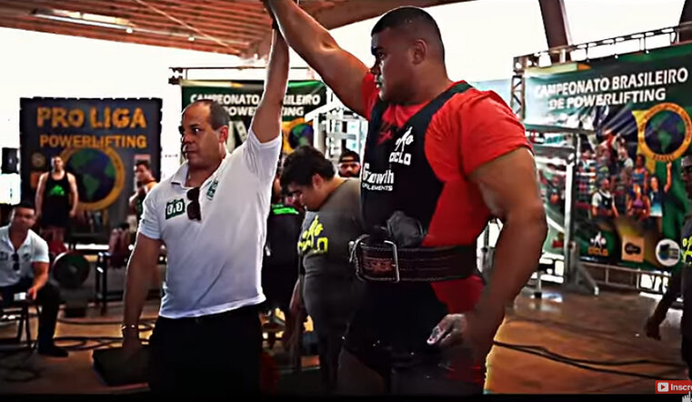 Wiliam Bitelo, o granadense que é o recorde brasileiro de Powerlifting