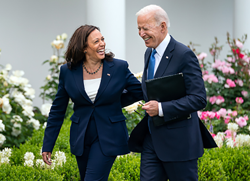 MUNDO: Após desistir da reeleição, Biden apoia Kamala Harris como candidata oficial do partido Democrata