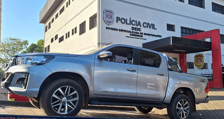 Policiais flagram desmanche e recuperam caminhonete de luxo furtada