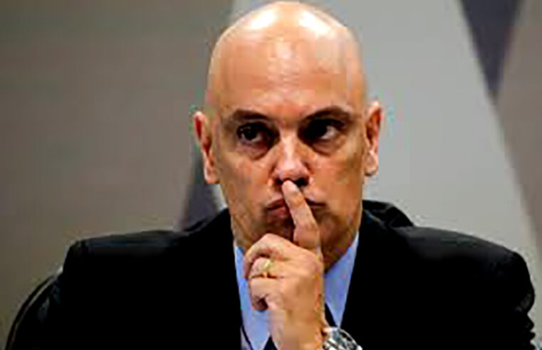 “Vaza Toga”: Após pressão, Alexandre de Moraes recua e reduz inquérito sobre vazamento de mensagens a ‘investigação preliminar’