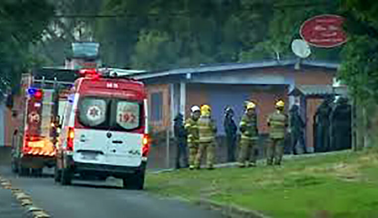 ATIRADOR MATA 4 E COMETE SUICÍDIO NO RIO GRANDE DO SUL