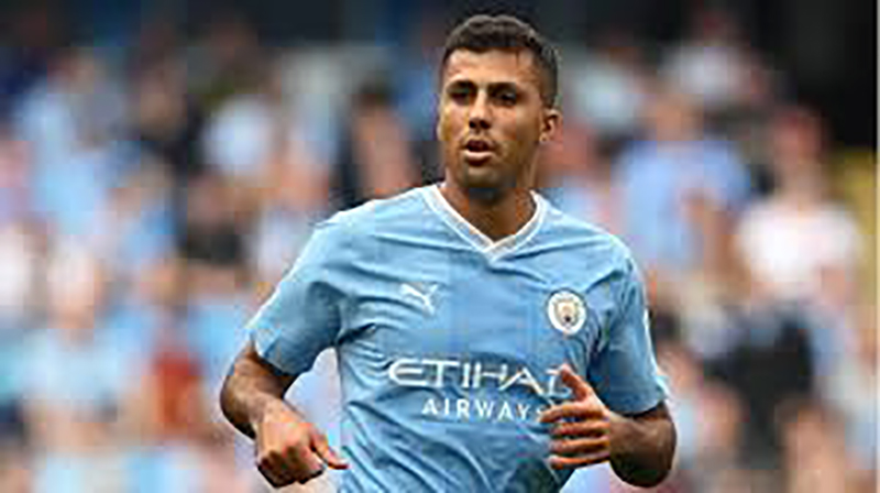 Rodri, do Manchester City, desbanca Vini Jr. e é eleito o Melhor Jogador do Mundo em 2024