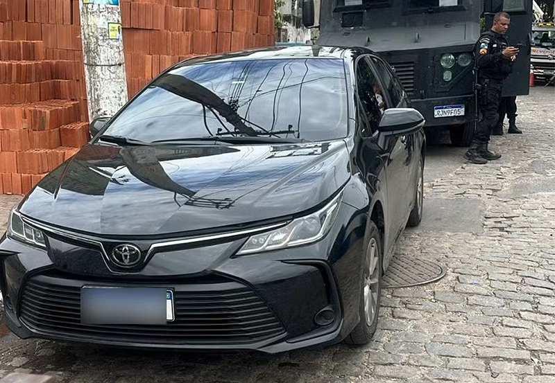 Carro da comitiva do Governo Lula é roubado no Rio de Janeiro a caminho do G20