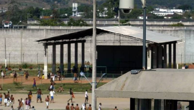 Presos usam truque de atendimento médico para tentar fugir do presídio