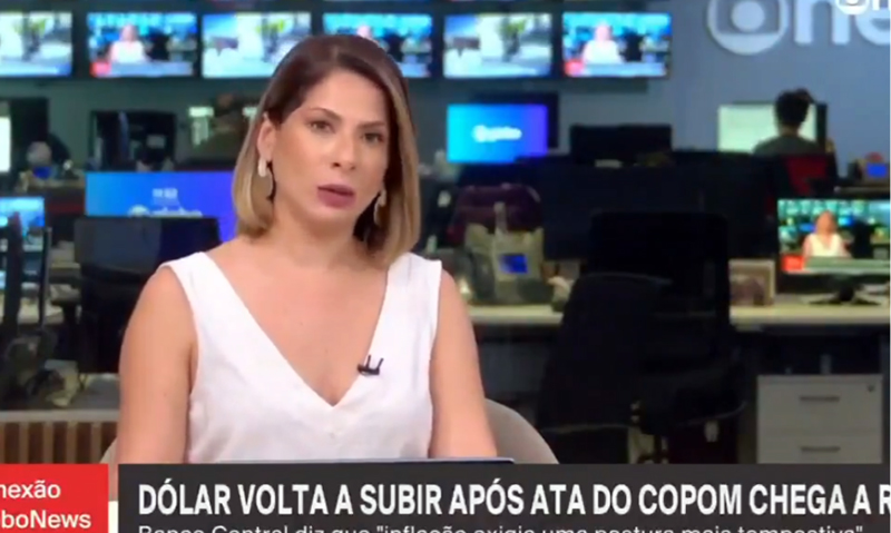 Daniela Lima culpa fake news pela alta do dólar; Governo Lula concorda e jornalista vira alvo de piadas: ‘Agentes financeiros não são imbecis’