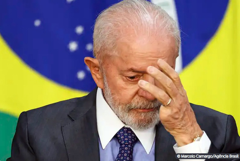 Lula mantém sigilos de 100 anos e aumenta gastos ocultos no cartão corporativo