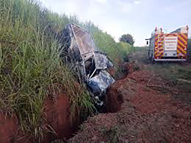 Veículo pega fogo e motorista morre carbonizado na SP-322