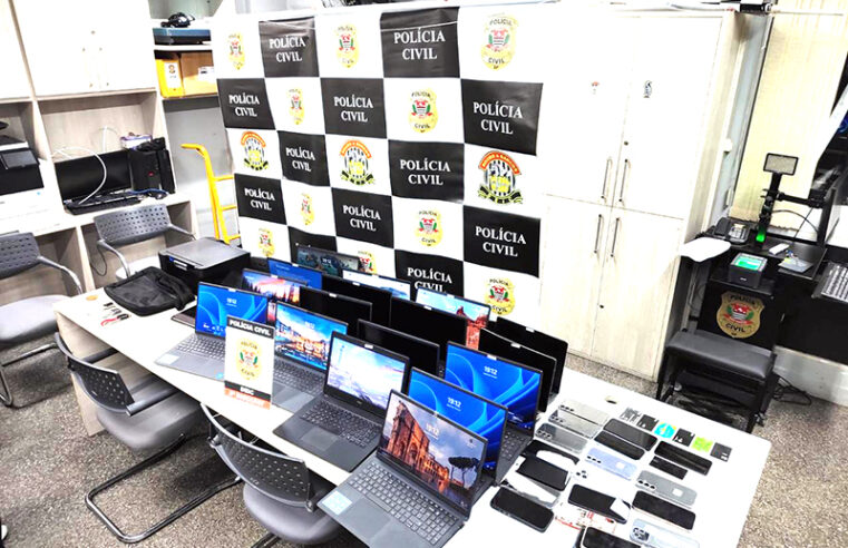 Estrutura empresarial controlava central de golpes em telefones