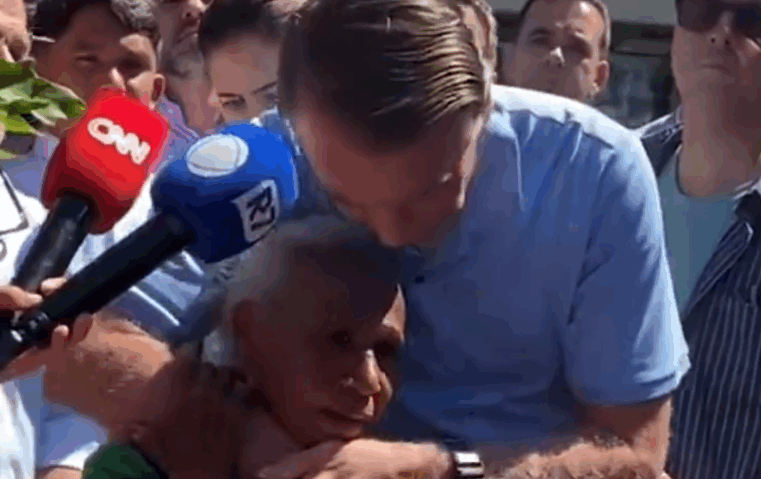 Jair Bolsonaro chora e pede anistia para presos do 8 de Janeiro após alta hospitalar
