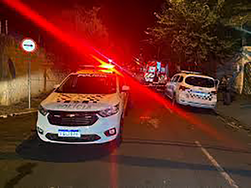 Estudante de 13 anos mata colega esfaqueado em frente da escola em Rio Preto
