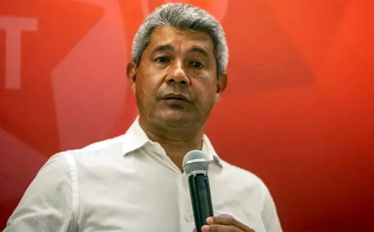 Governador da Bahia diz que Bolsonaro e seus eleitores devem “ir para vala”,  ex-presidente reage