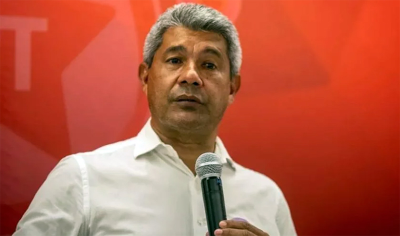 Governador da Bahia diz que Bolsonaro e seus eleitores devem “ir para vala”, ex-presidente reage